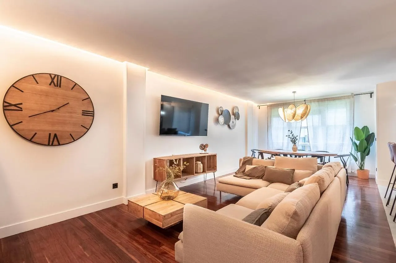 New! Lovely 4-Bedroom Loft In Bilbao 0*,  España