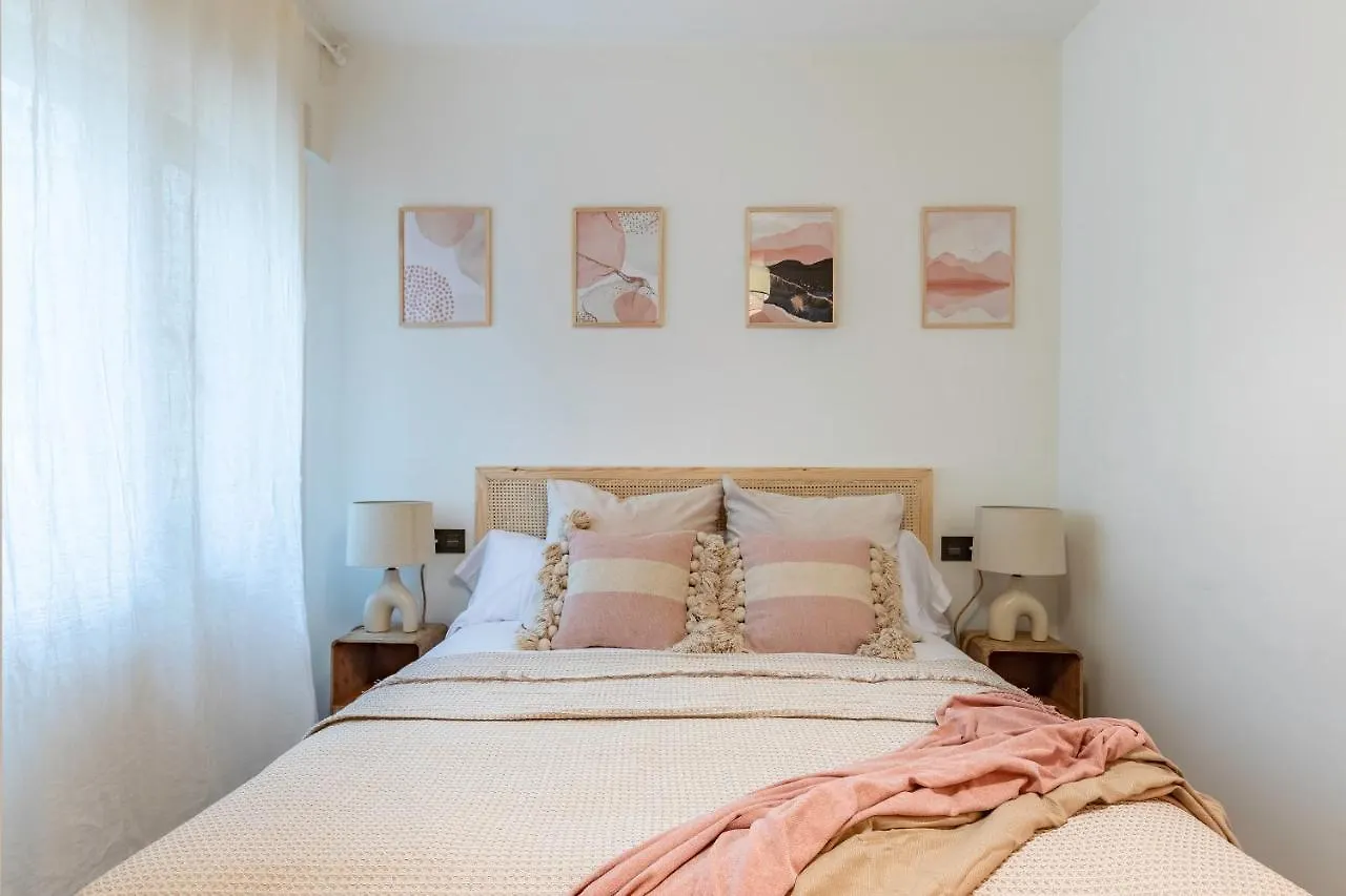 Apartamento New! Lovely 4-Bedroom Loft In Bilbao